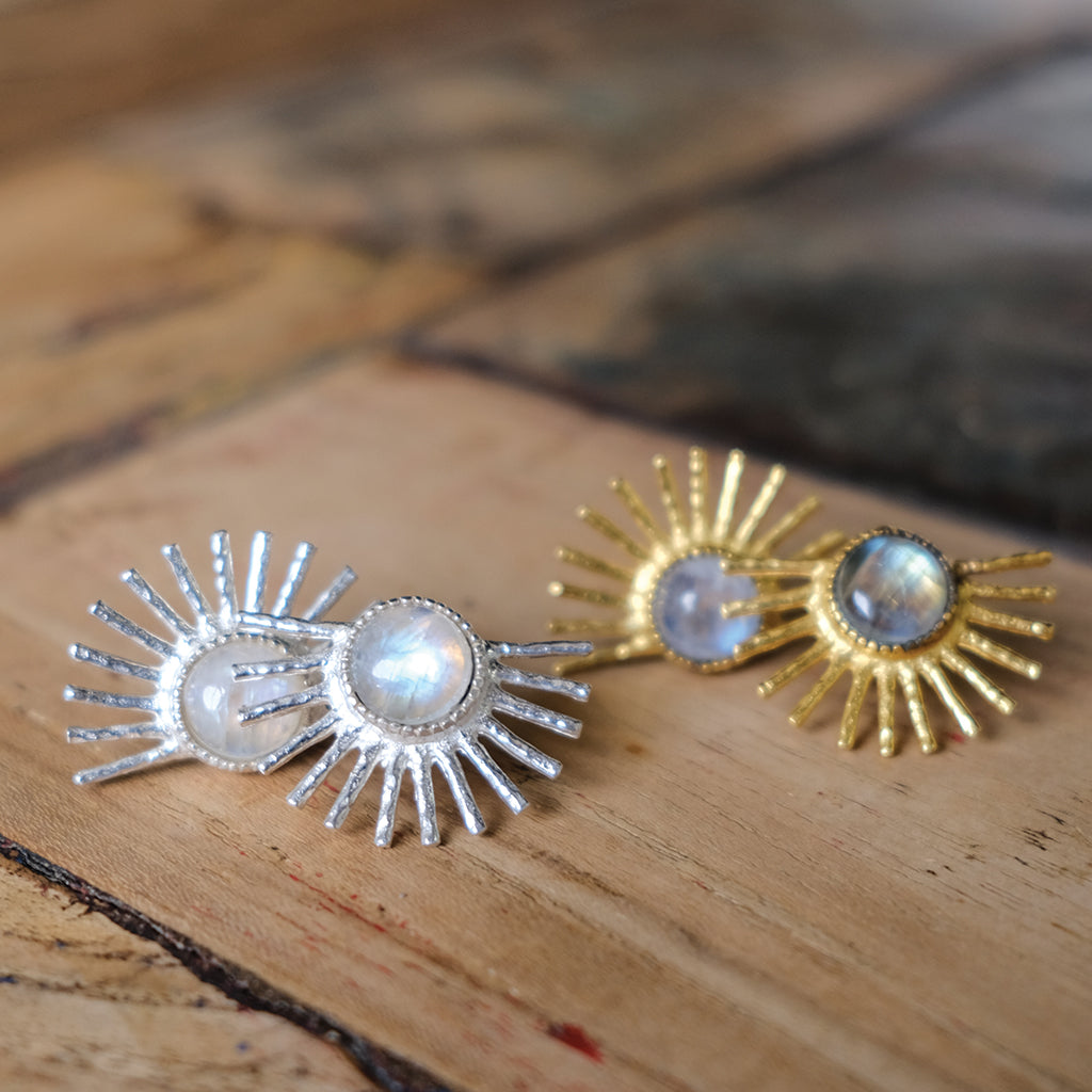 Light Ray Stud :: moonstone