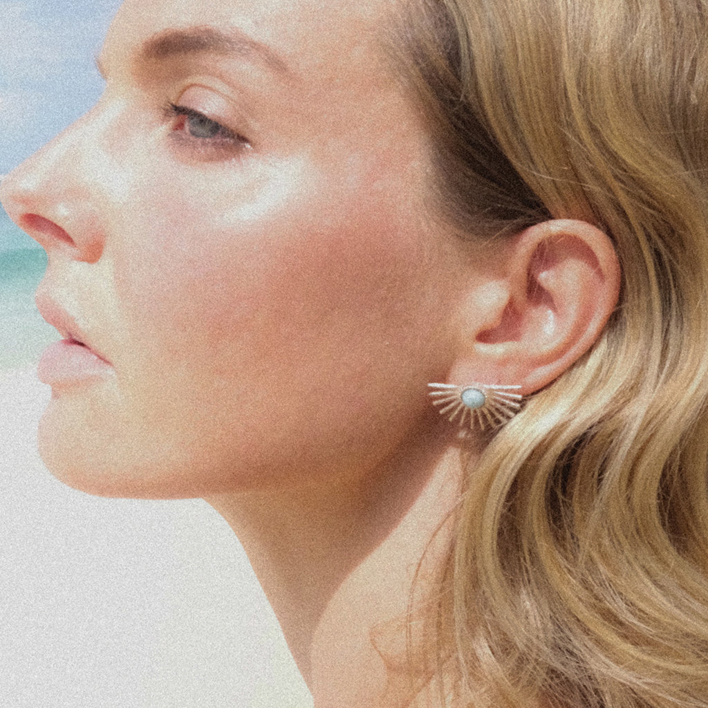 Light Ray Stud :: Larimar