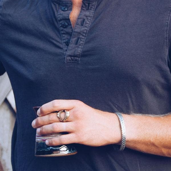【Bahgsu Jewels】Crowd Pleaser bottle opening sharkリング Crowd Pleaser || Mens bottle opening shark ring - Bahgsu