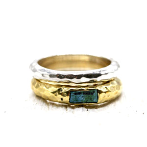 Golden Rectangle Ring :: Labradorite