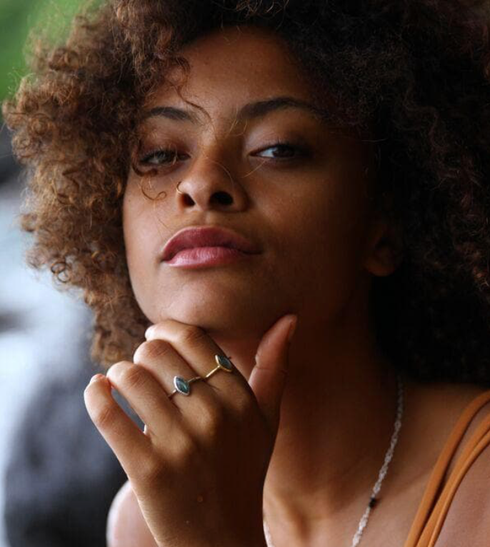 Labradorite Marquise Elfin Ring :: Petit