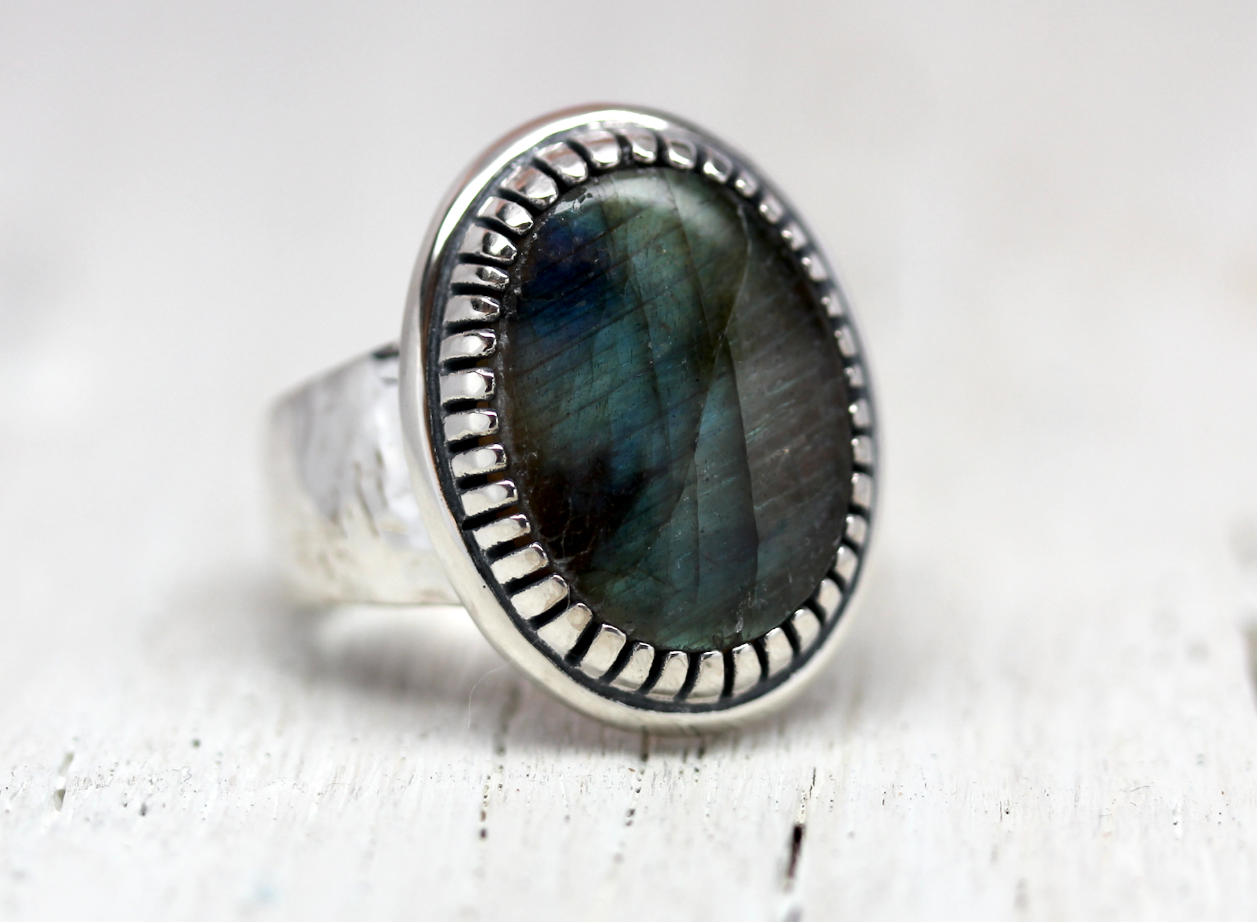 [HARANG]★BTS 着用★ HR 27R_Big Labradorite Ring Qoo10] HARANG BTS ジョングク着用 【HARANG】