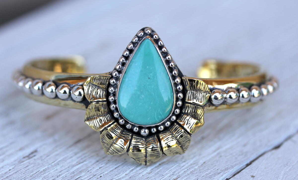 Lotus Cuff || Turquoise