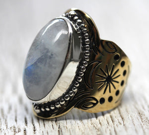 Spirit Ring :: Moonstone Oval