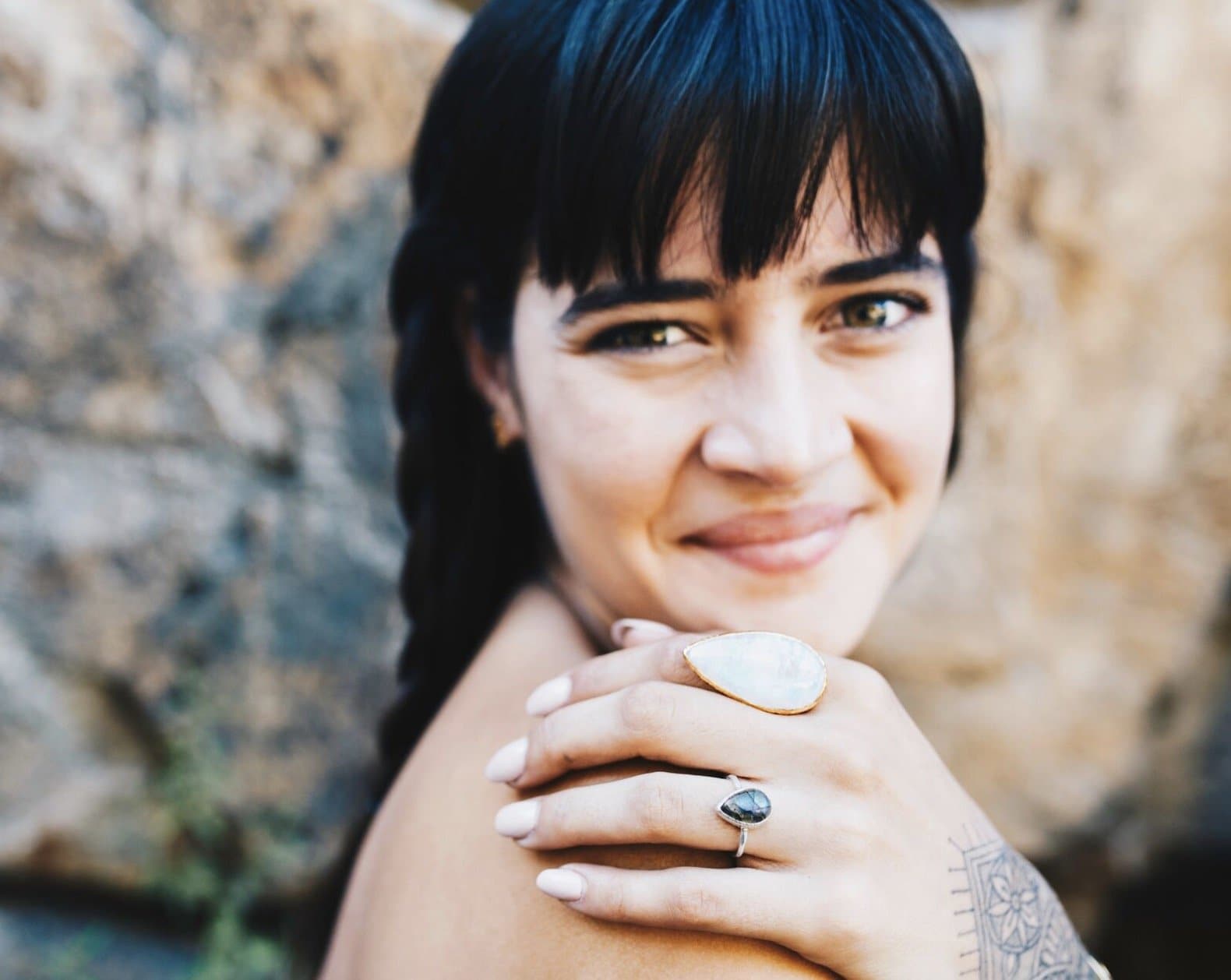Labradorite Tear Elfin Ring