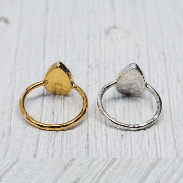 Labradorite Tear Elfin Ring