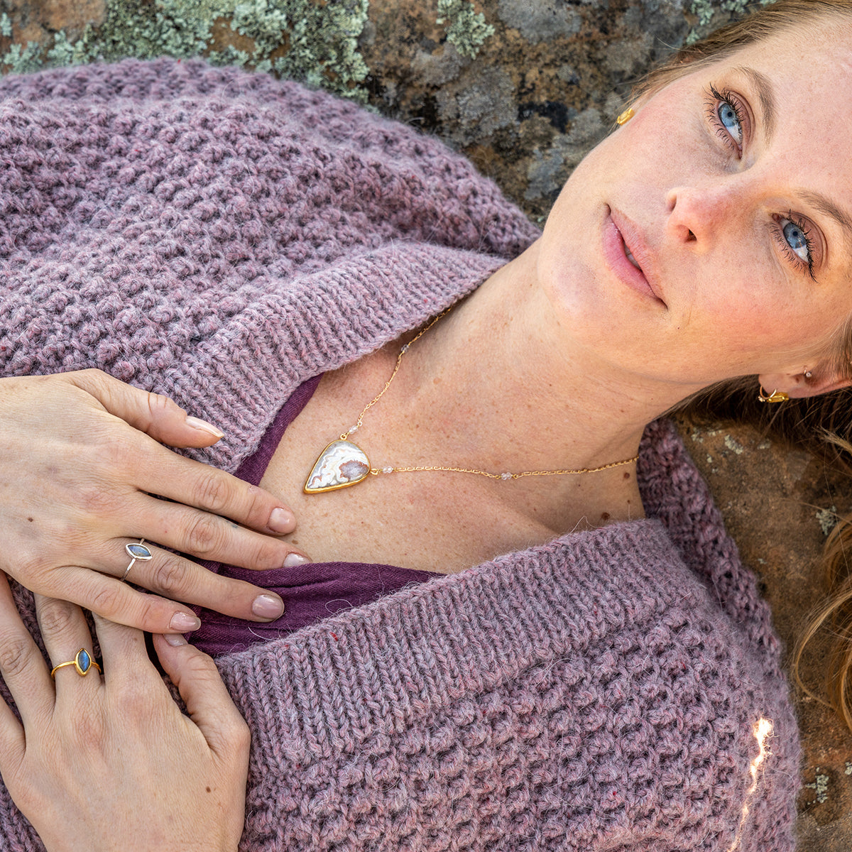 Labradorite Marquise Elfin Ring :: Petit