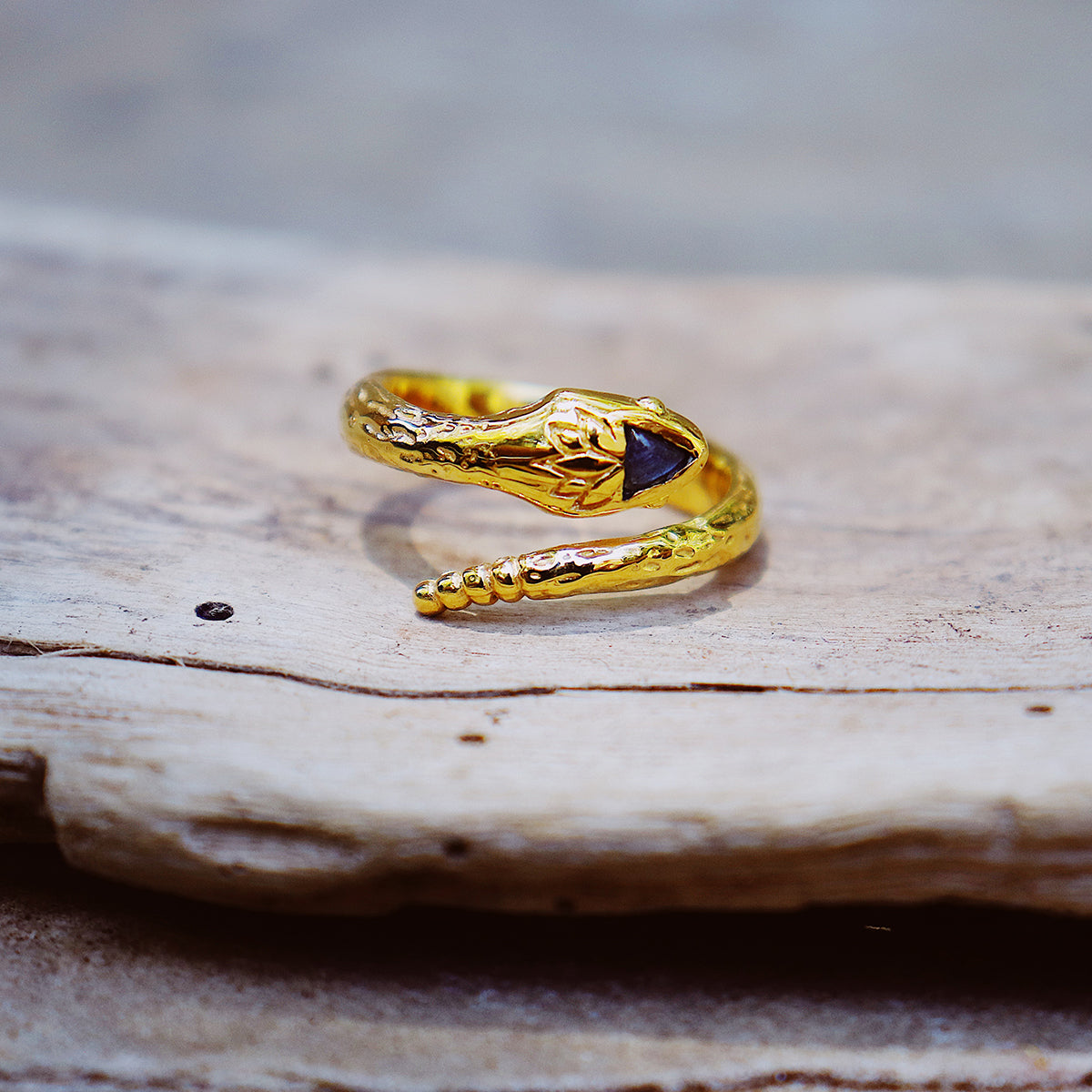 Serpent Ring || labradorite