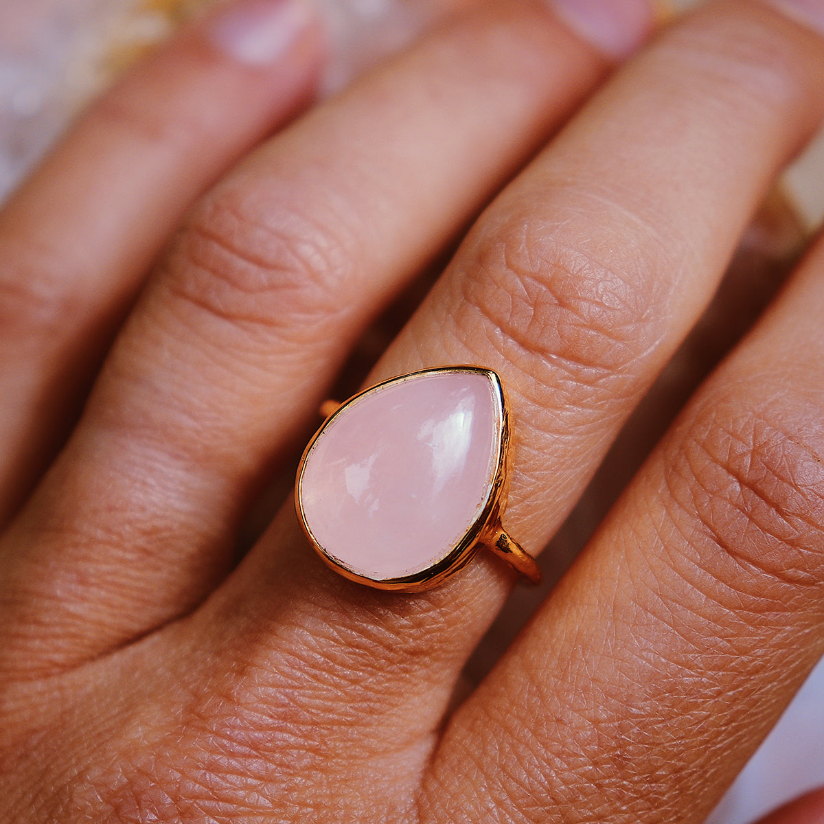 Rose Quartz Tear - grand - Elfin Ring