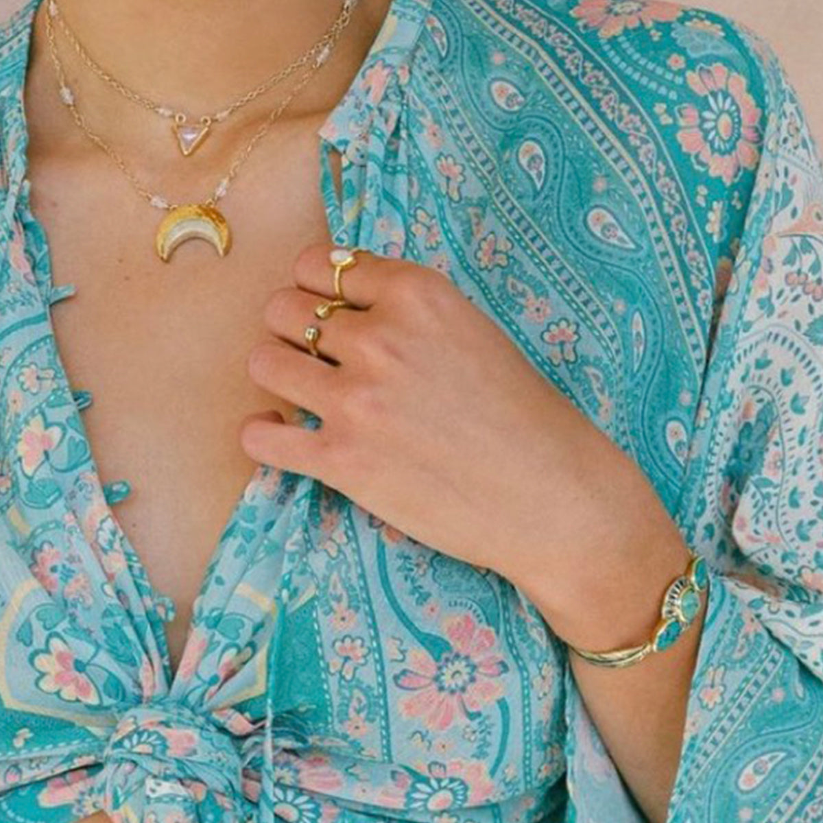 Radiate Cuff || Turquoise